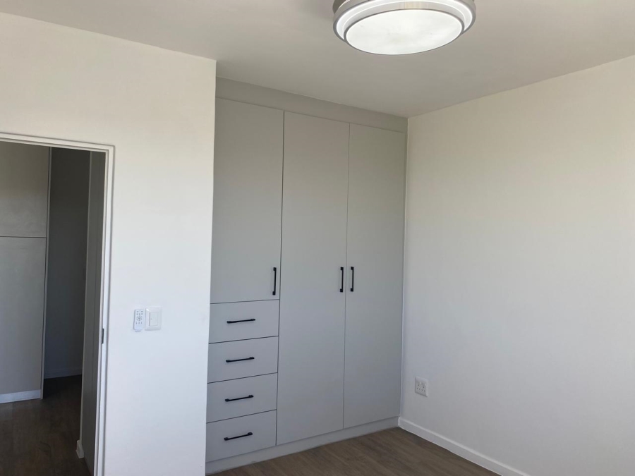 2 Bedroom Property for Sale in Claremont Western Cape